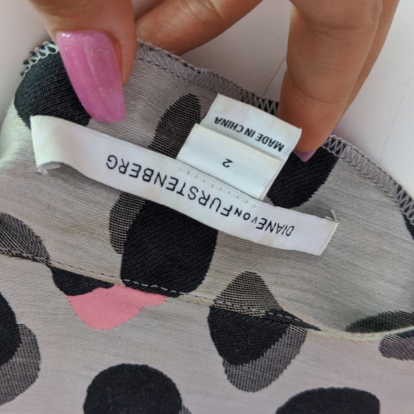 DVF Dress, EC, Size 2, Office/Social Attire - Picture 3 of 6